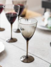 Load image into Gallery viewer, Berkeley Wine Glasses Smoke Set of 4
